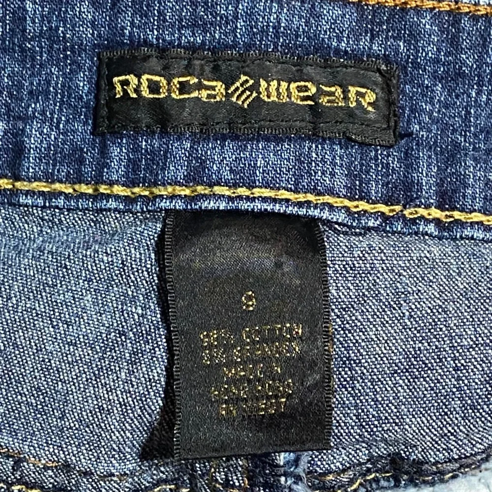 Rocawear Women's Y2K Denim Bermuda Shorts Blue Medium Wash‎ Embroidered Size 9